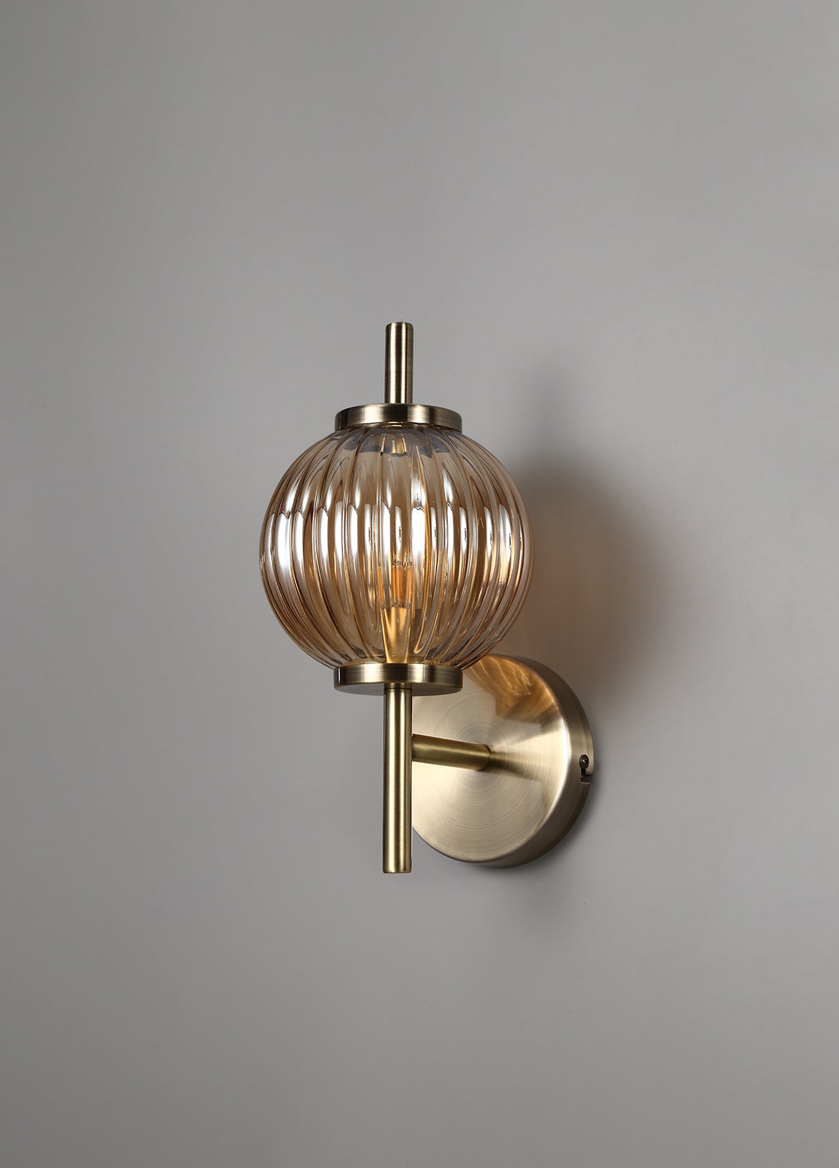 Halom Wall Lamp, 1 x G9, Antique Brass/Amber Glass