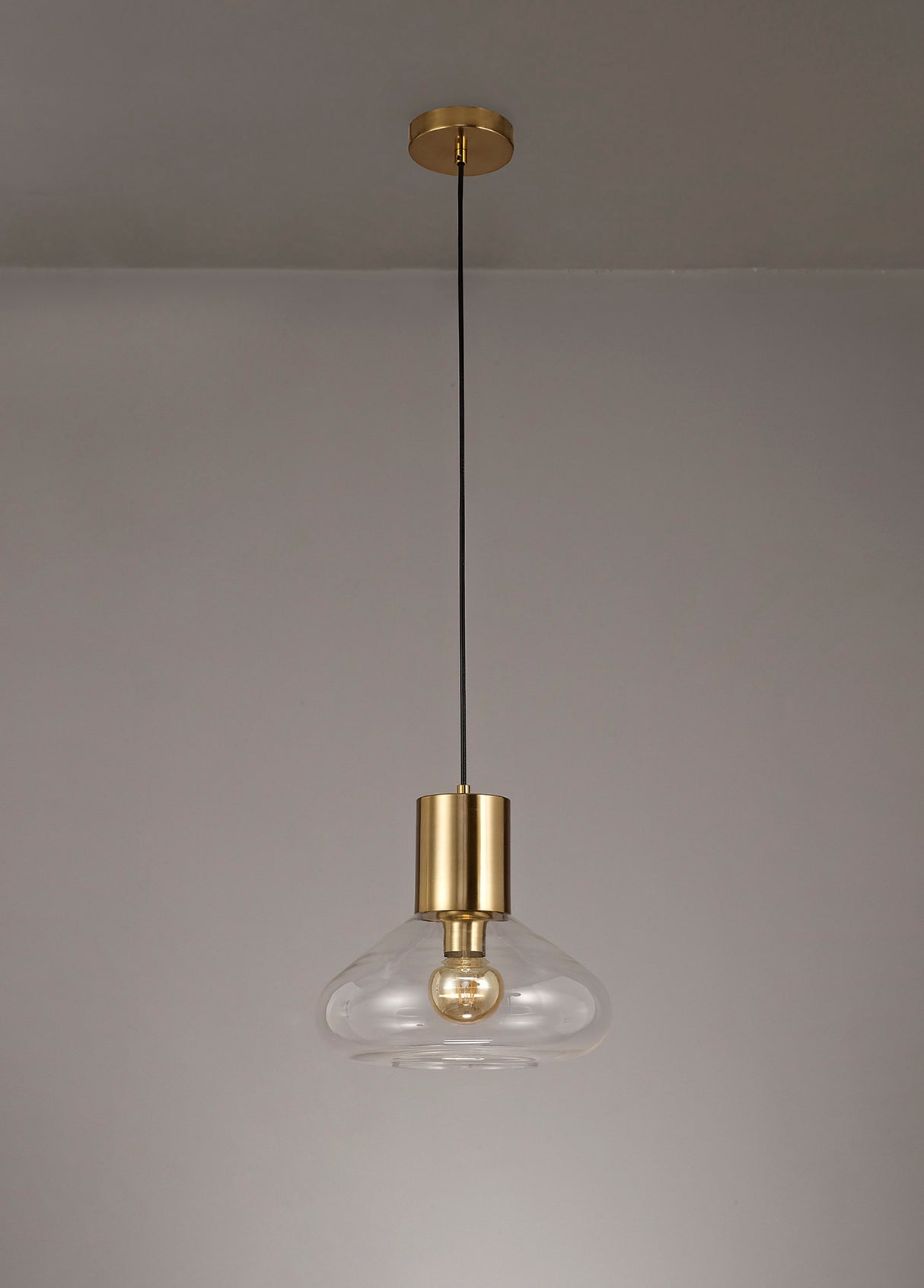 Rowell Wide Pendant, 1 x E27, Aged Brass/Clear Glass
