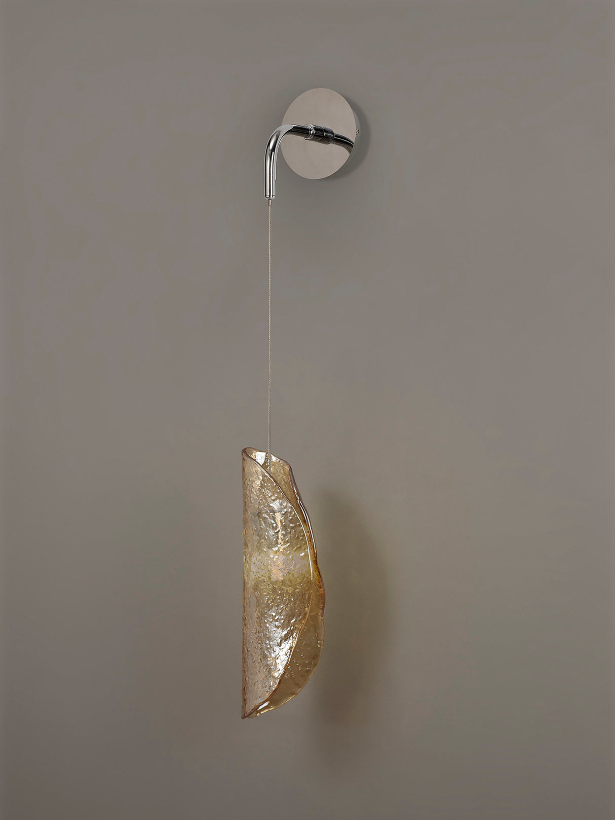 Young Wall Light, 1 x G9, Polished Chrome/Amber Glass