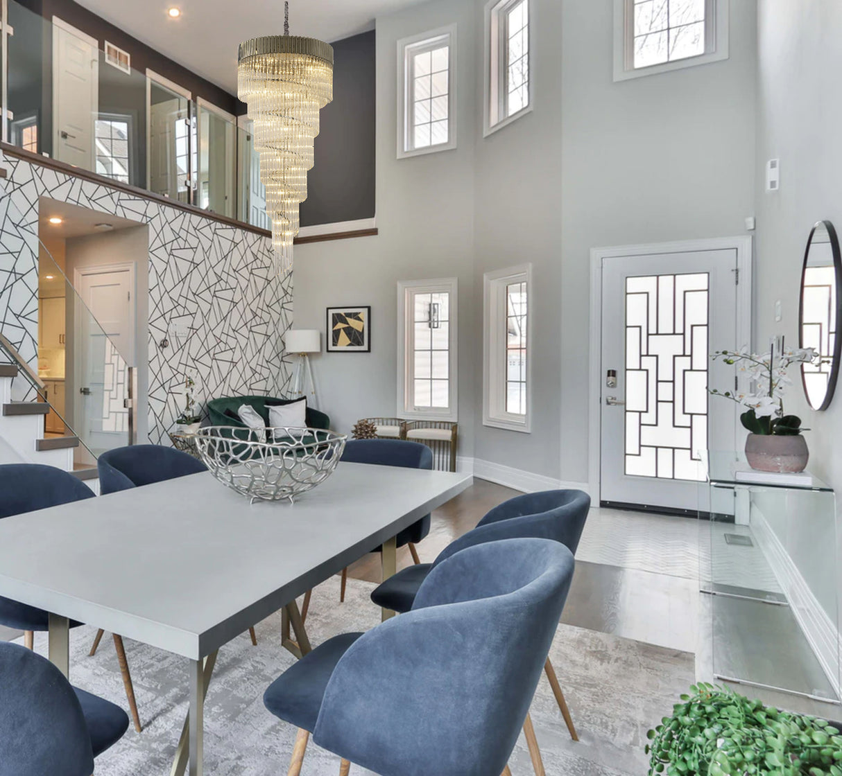 Longhorn 90cm Pendant Round 7 Layer Spiral 31 Light E14, Polished Nickel/Clear Sculpted Glass, Item Weight: 92.7kg