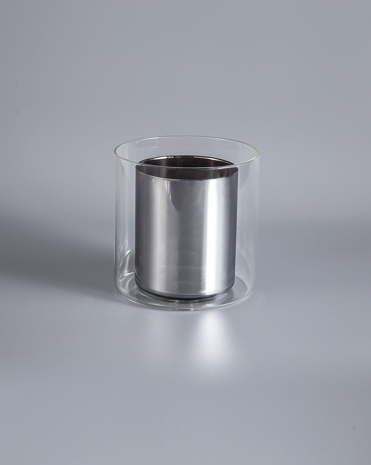 Lathen 140x140mm Medium Cylinder Clear Outer And Chrome Inner (H) Glass Shade