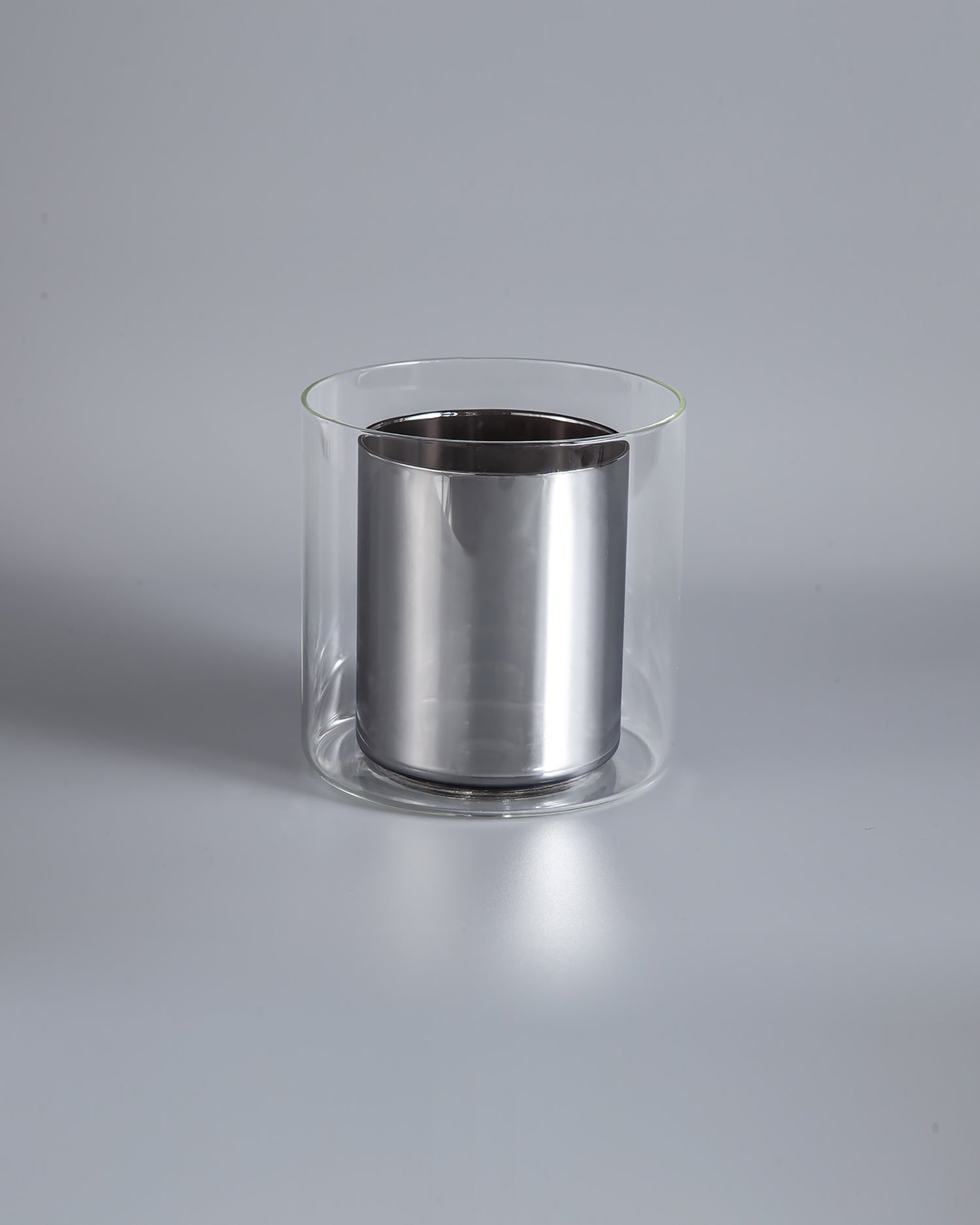 Lathen 140x140mm Medium Cylinder Clear Outer And Chrome Inner (H) Glass Shade