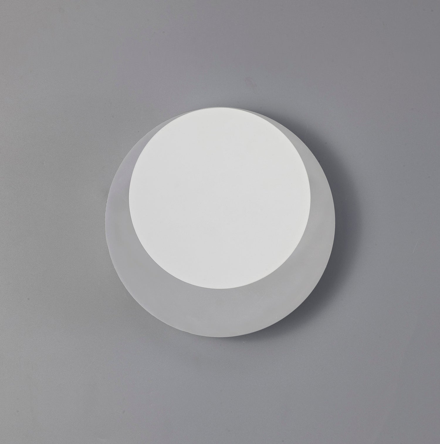 Proctor Magnetic Base Wall Lamp, 12W LED 3000K 498lm, 15/19cm Round Top Offset, Sand White/Acrylic Frosted Diffuser