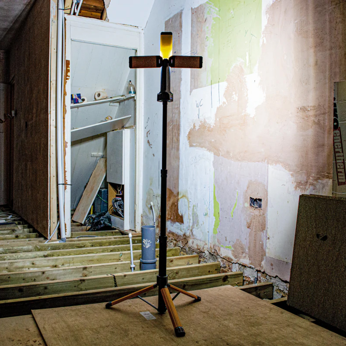 Tower Pro 7K | 7000 Lumens | Rechargeable Work Light - NSTOWERPRO-7K