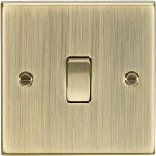 Knightsbridge - 10AX 1G 2-way Plate Switch - Antique Brass CS2AB
