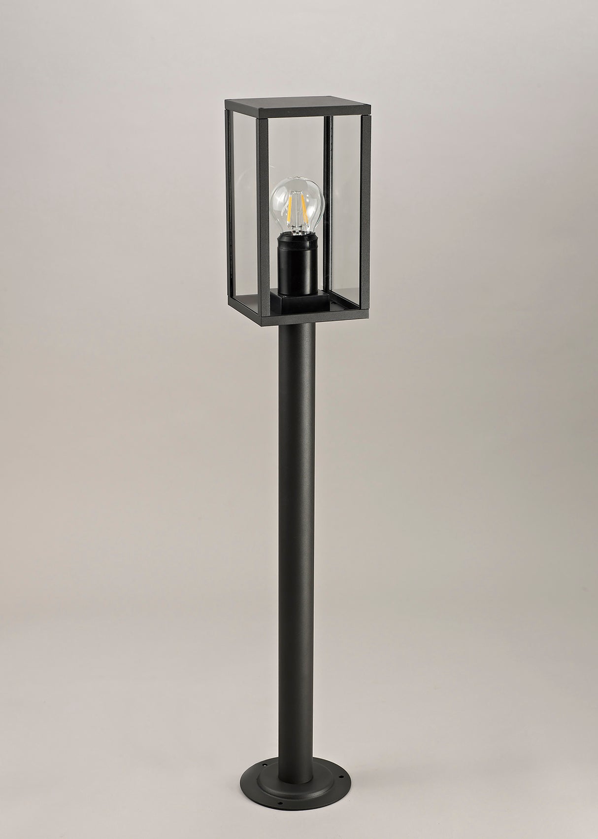 Pickering Tall Post, 1 x E27, IP54, Graphite Black, 2yrs Warranty