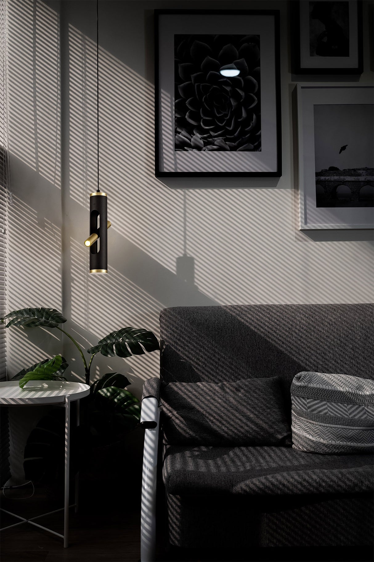 Almond Pendant, 2 x 2W LED, 3000K, 560lm, Sand Black/Gold, 3yrs Warranty