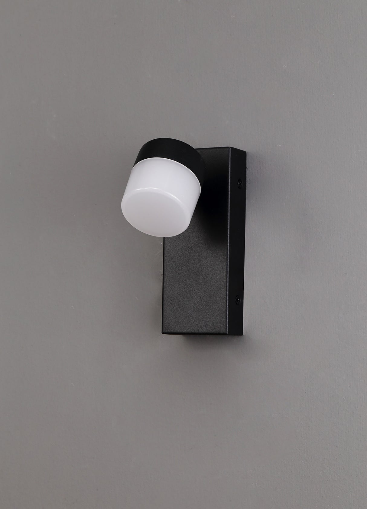 Coady Wall Lamp Single Adjustable, 1 x 5W LED, 4000K, 415lm, IP44, Sand Black, 3yrs Warranty