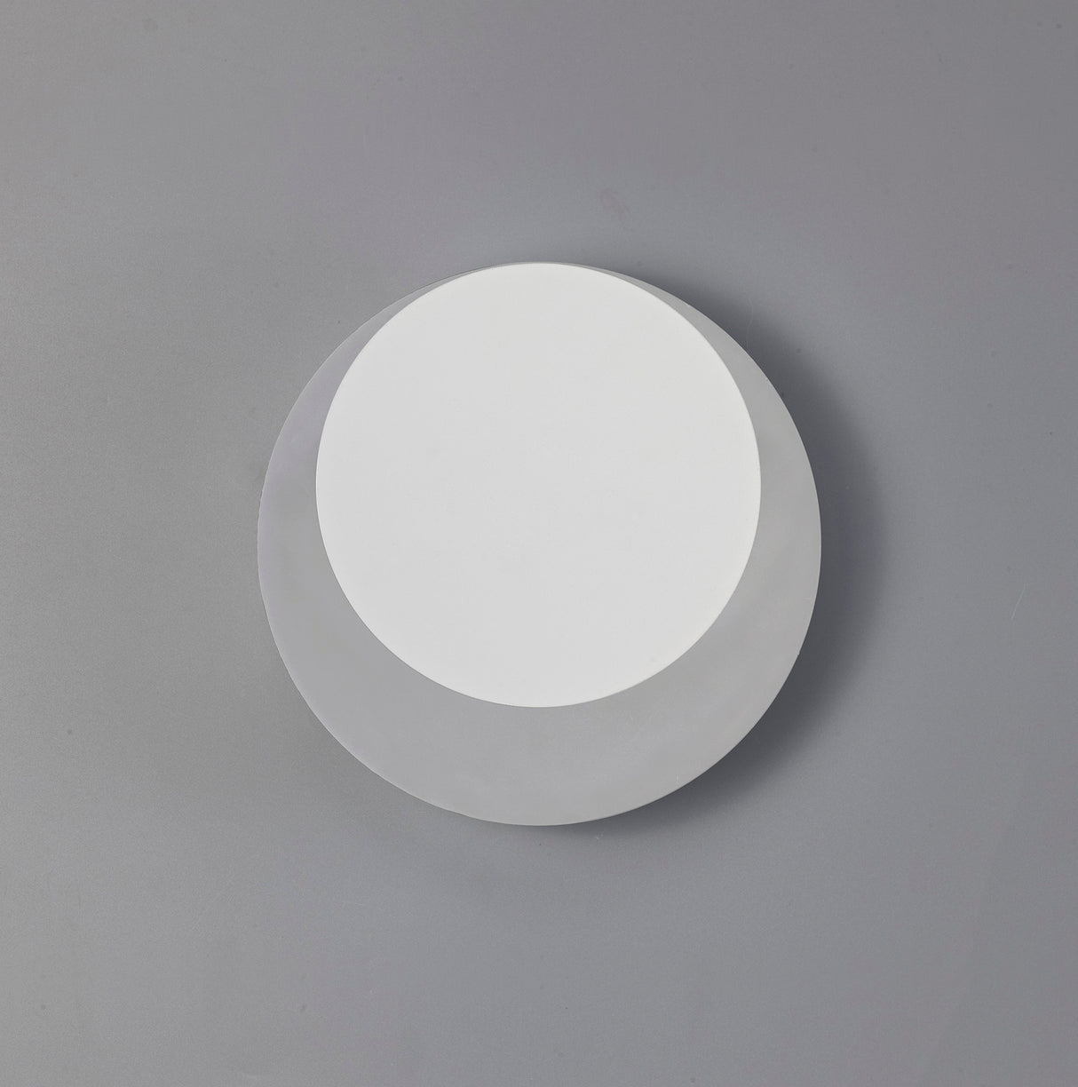 Proctor Magnetic Base Wall Lamp, 12W LED 3000K 498lm, 15/19cm Round Top Offset, Sand White/Acrylic Frosted Diffuser