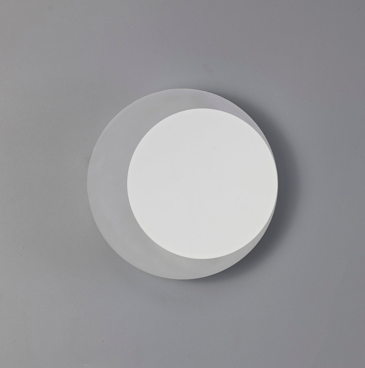 Proctor Magnetic Base Wall Lamp, 12W LED 3000K 498lm, 15/19cm Round Right Offset, Sand White/Acrylic Frosted Diffuser
